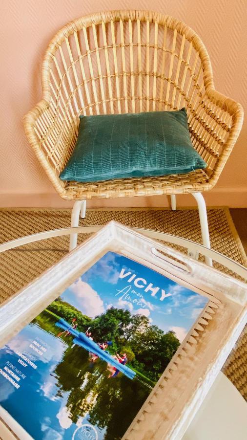 Le Centre, spacieux et cosy T2 avec vue, au calme Vichy Extérieur photo