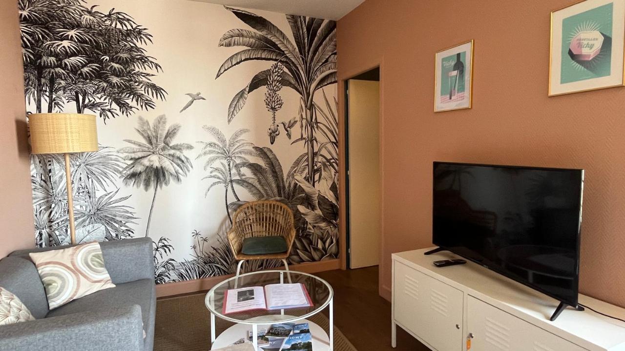 Le Centre, spacieux et cosy T2 avec vue, au calme Vichy Extérieur photo