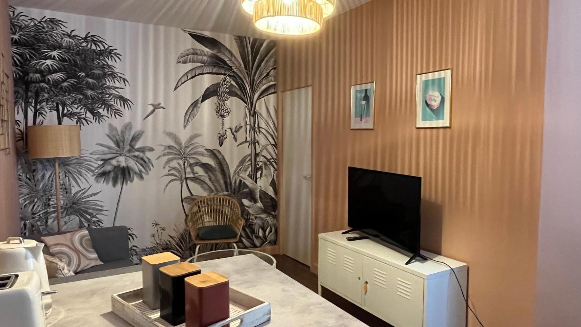 Le Centre, spacieux et cosy T2 avec vue, au calme Vichy Extérieur photo